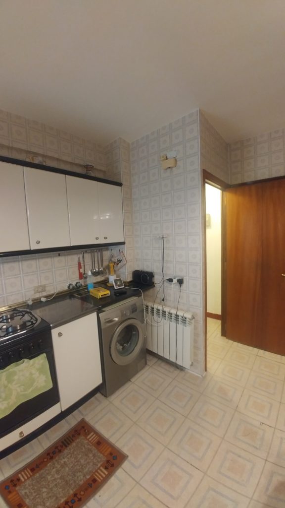 Suelo de la cocina en mal estado