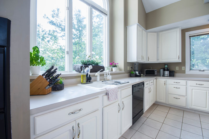 Decorar cocina blanca