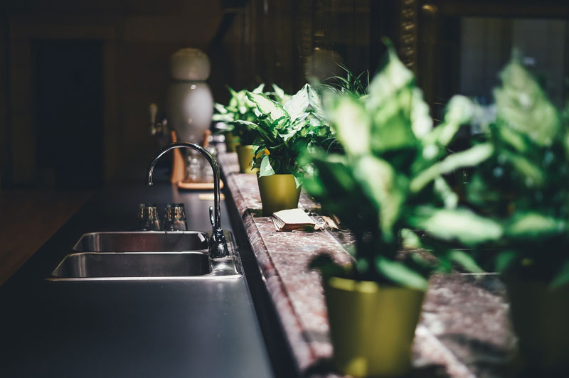 cómo cambiar el grifo de la cocina